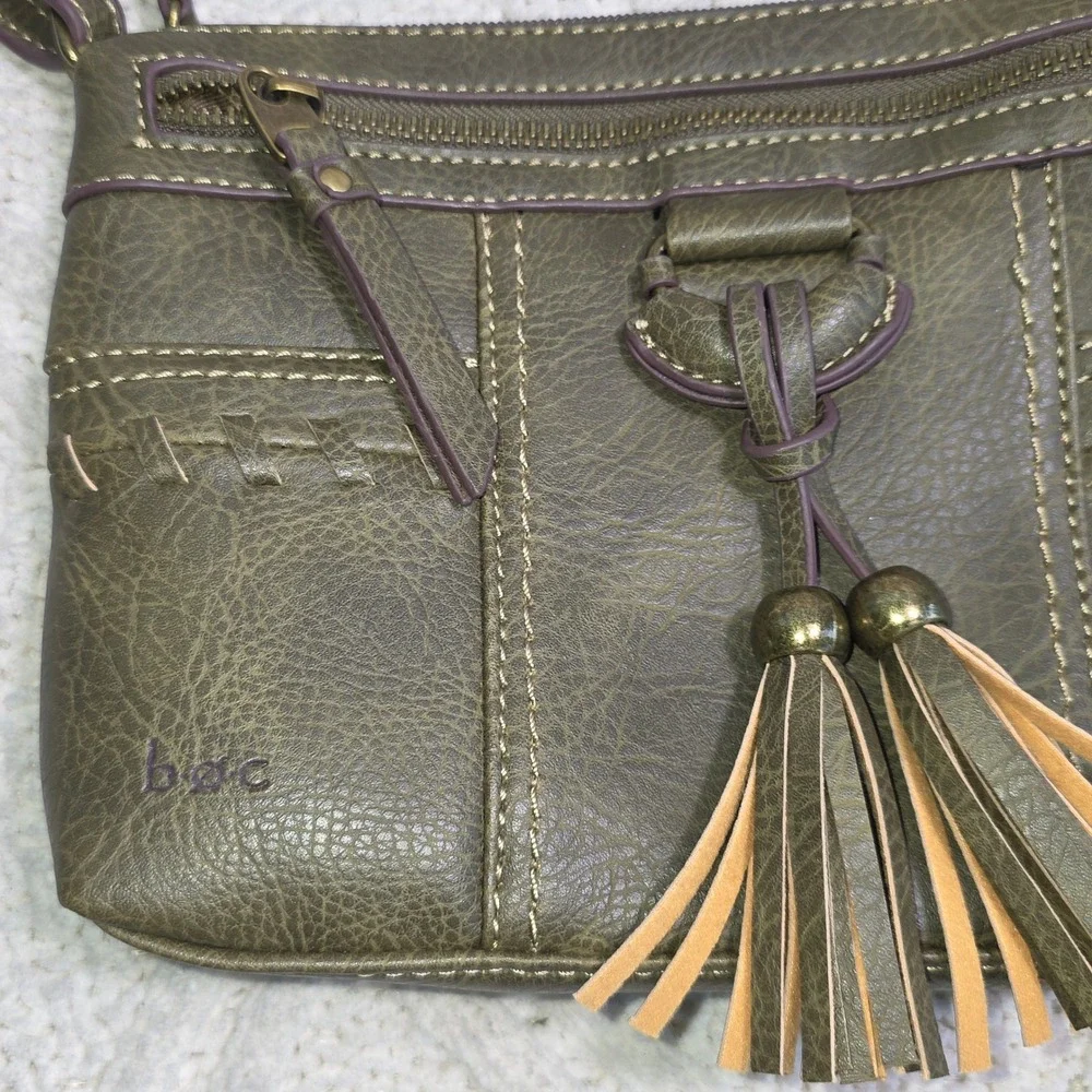b.o.c. Born Concept Crossbody Bag Olive Green Tassel Whipstitch  Small Excellent